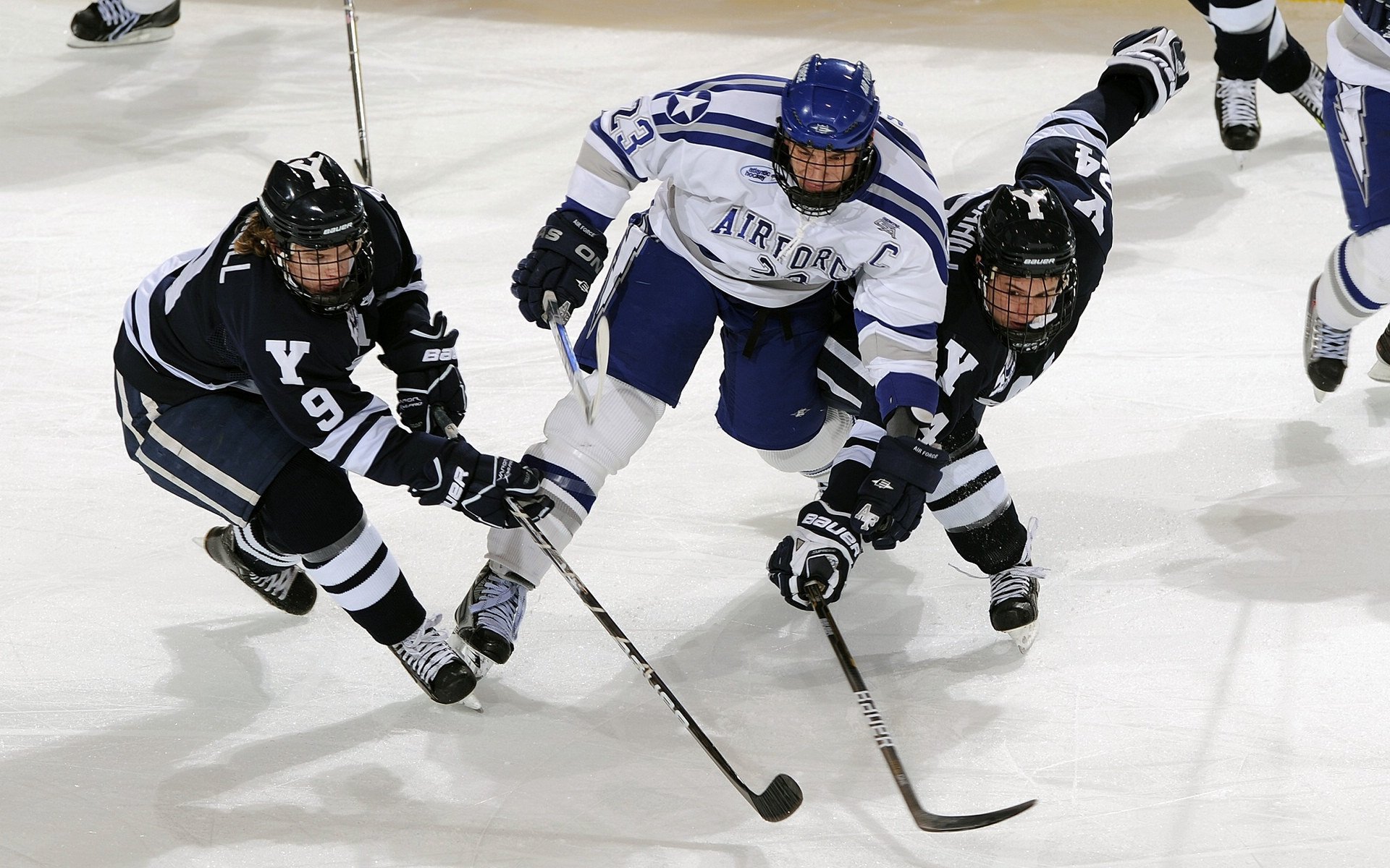 中国足球教练团队结构,中国足球队的教练